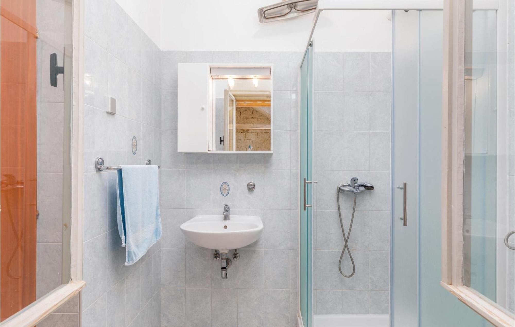 Lovely Apartment In Fazana With Kitchen Kültér fotó