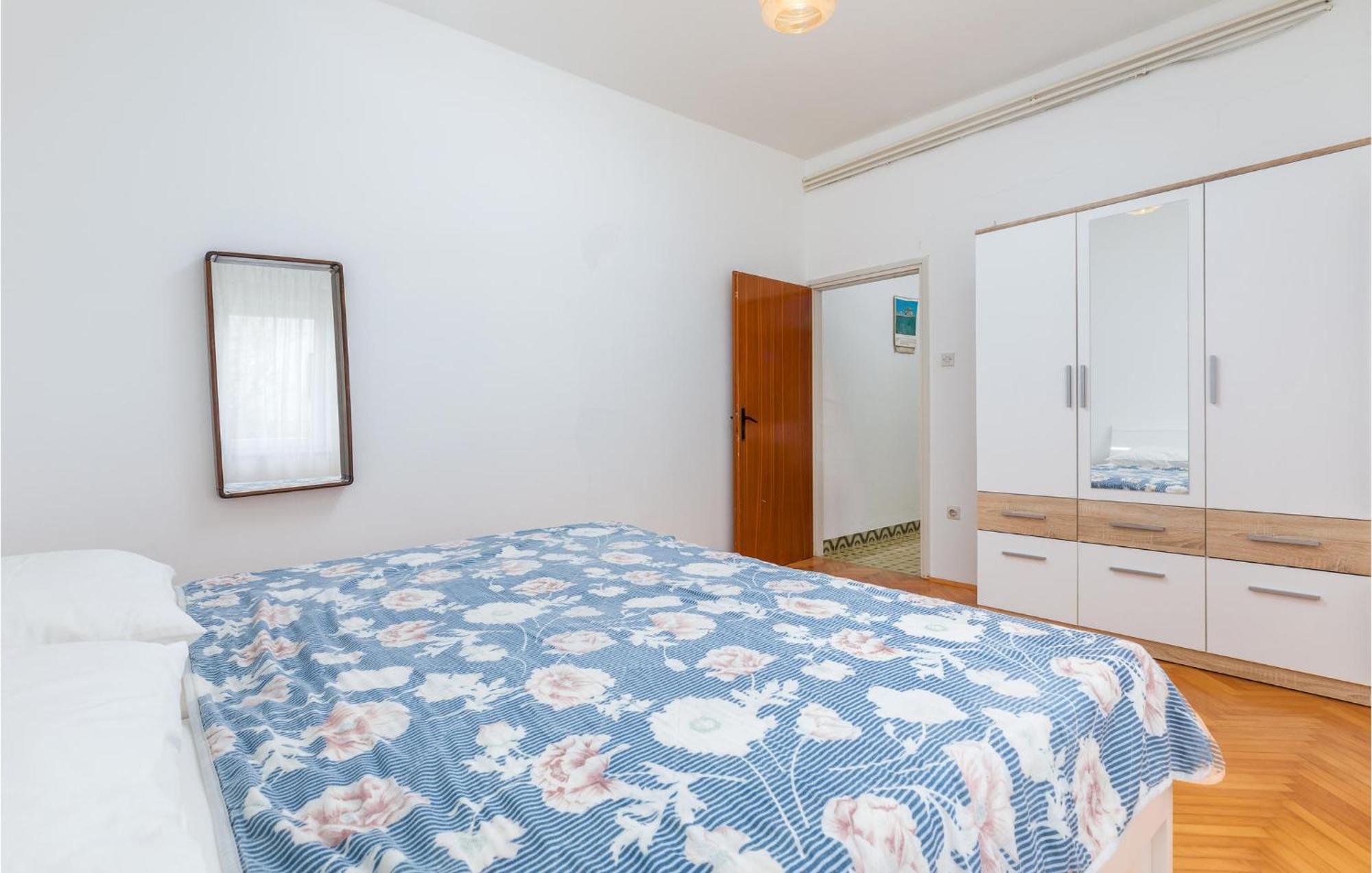 Lovely Apartment In Fazana With Kitchen Kültér fotó